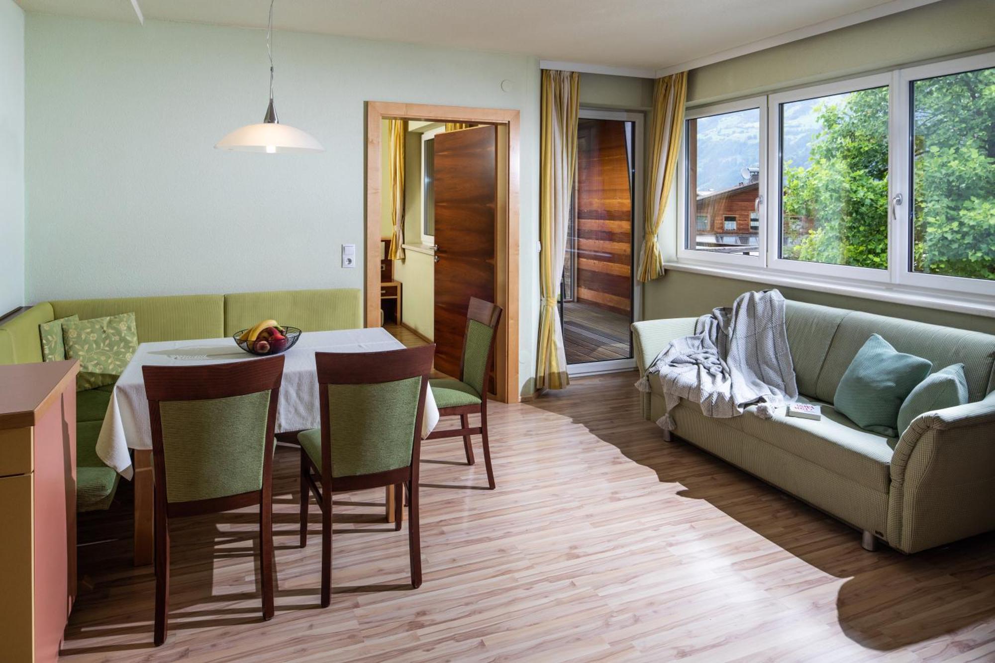 Apparthaus & Chalets Hofer Zell am Ziller Ngoại thất bức ảnh