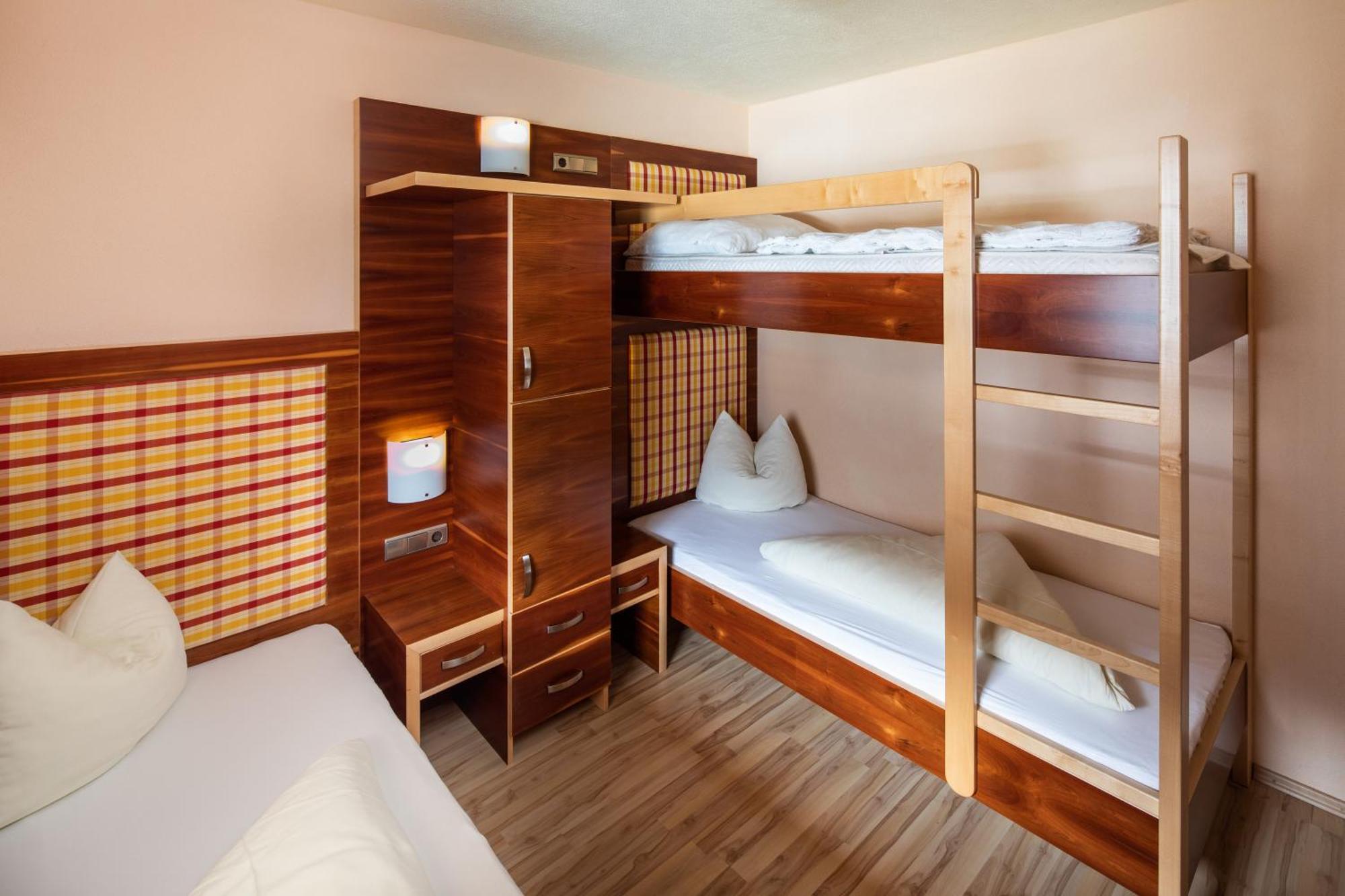 Apparthaus & Chalets Hofer Zell am Ziller Ngoại thất bức ảnh
